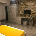 Mav Boutique Отель