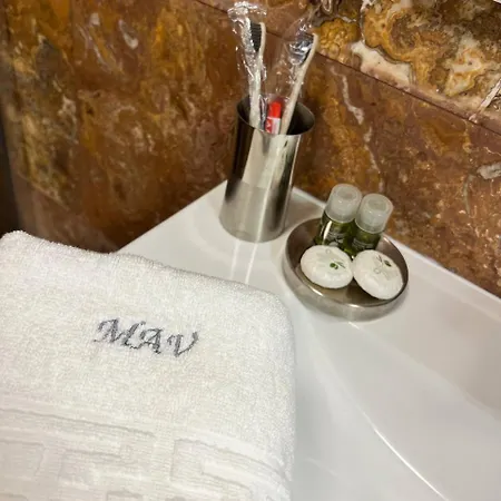 Mav Boutique 5*